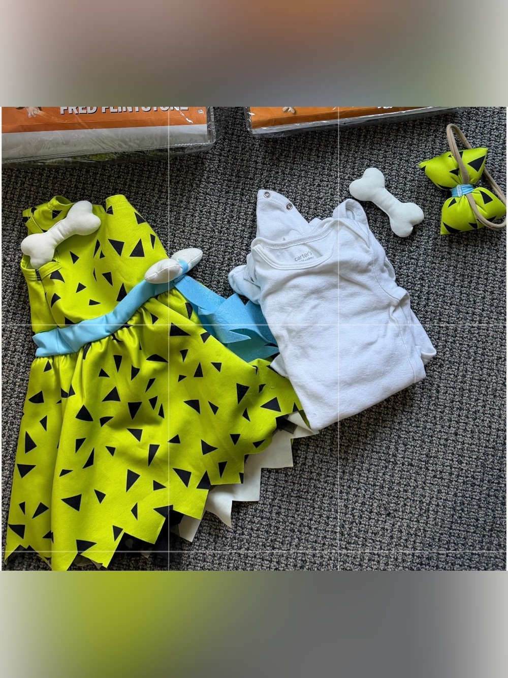 Flintstones Toddler Size 100 2T Pebbles Costume